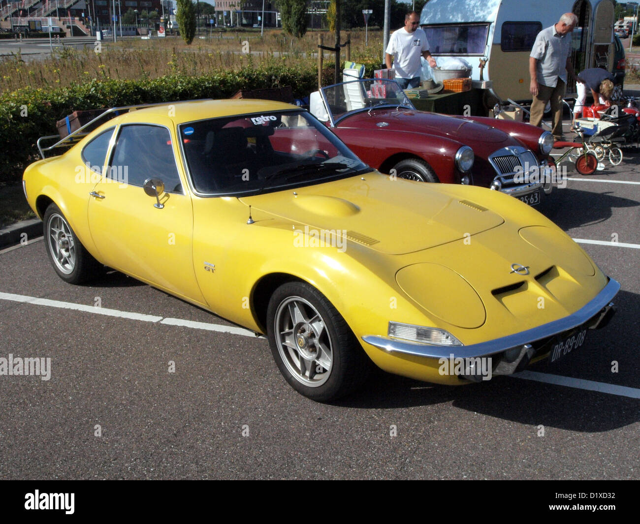 Opel Gt Roadster Stockfotos Und Bilder Kaufen Alamy
