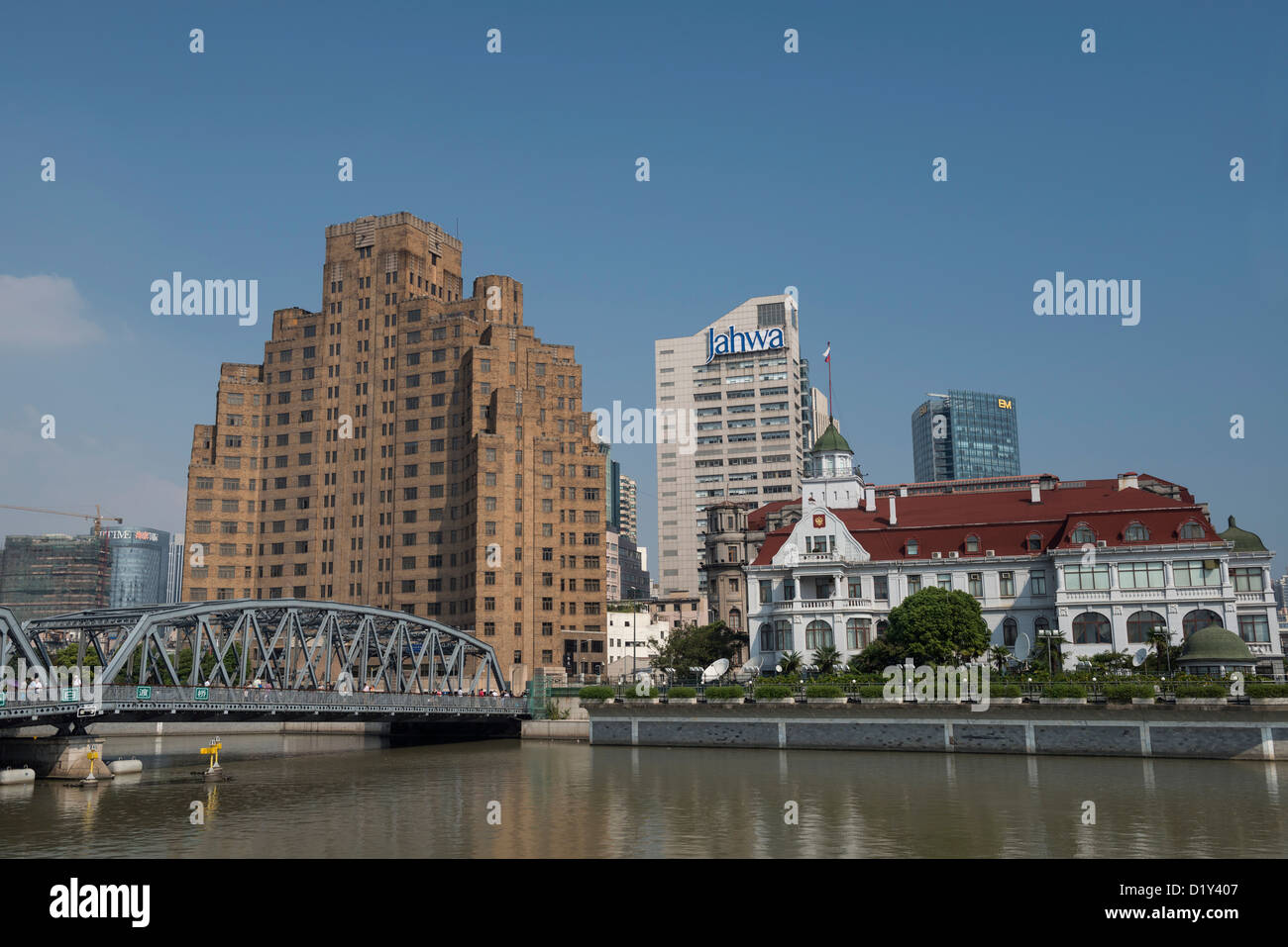 Waibaidu Brücke, Broadway Villen und russischen Konsulat Gebäude in der Nähe von Bund, Shanghai, China Stockfoto