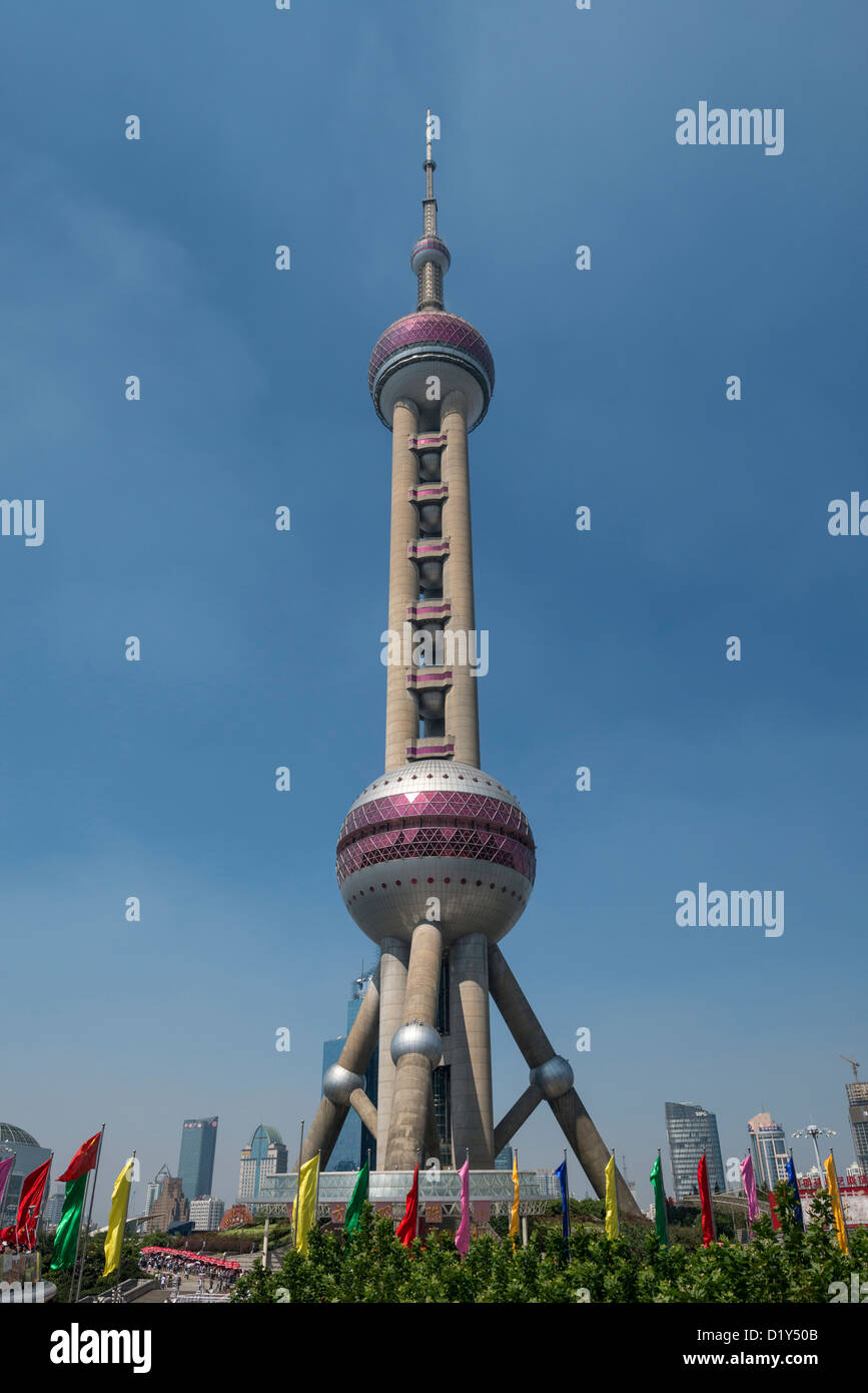 Der Oriental Pearl TV Tower, Stadtteil Pudong, Shanghai Stockfoto