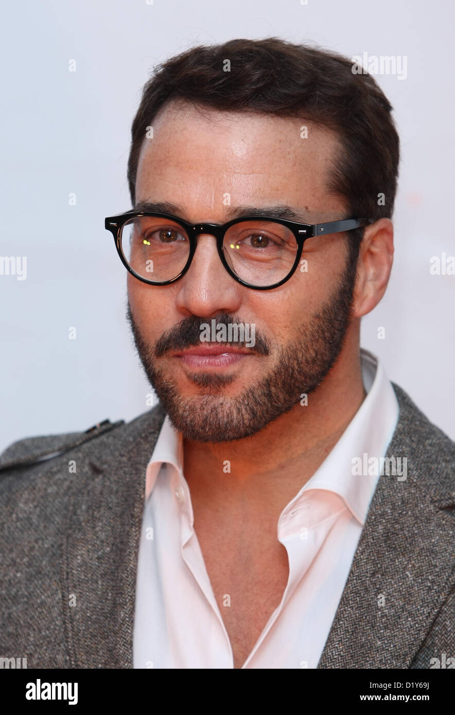 JEREMY PIVEN CIRQUE DU SOLEIL KOOZA. OPENING NIGHT LONDON ENGLAND UK 8. Januar 2013 Stockfoto
