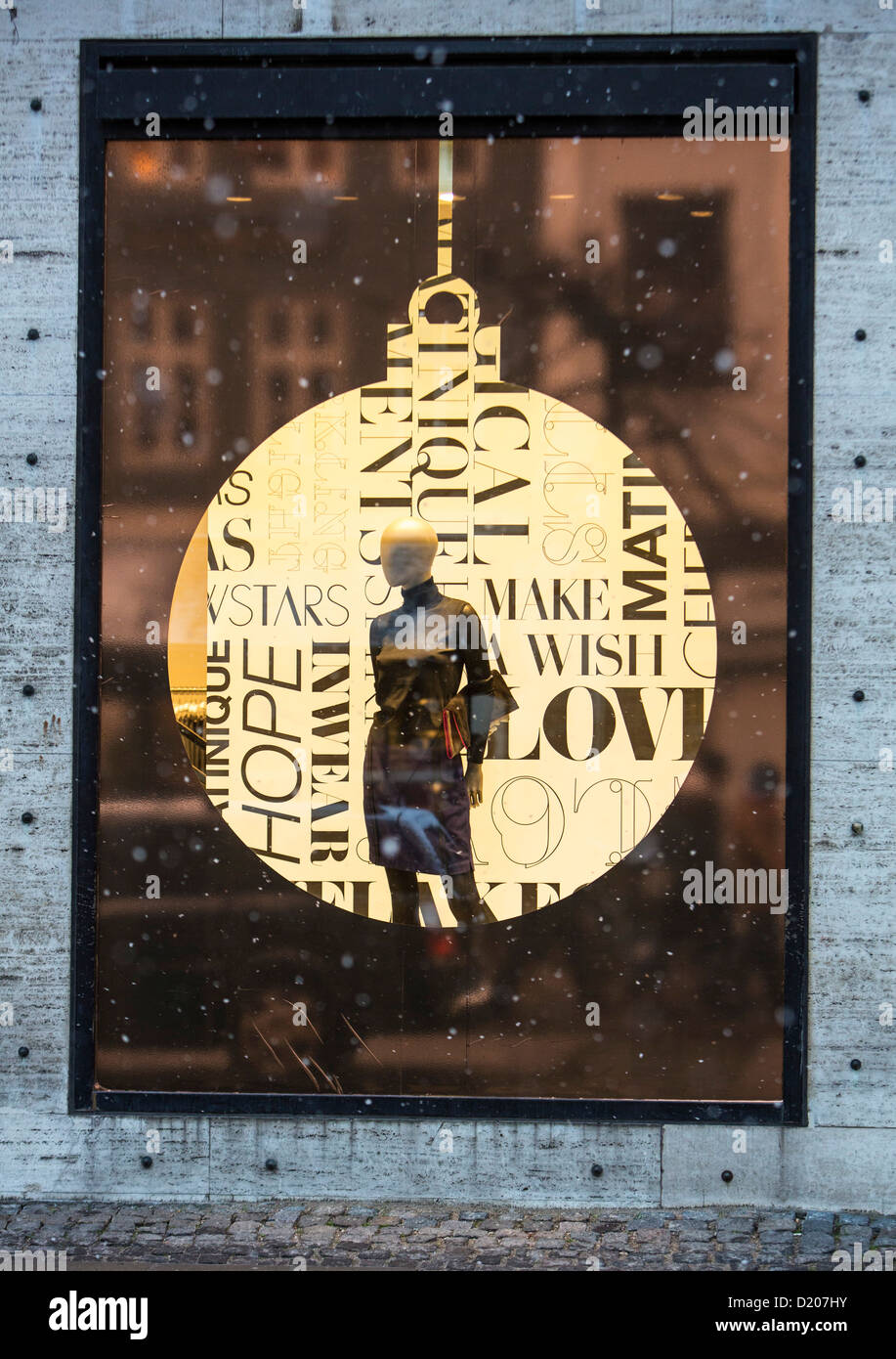 Shopping Street, Innenstadt, Weihnachtsdekoration, Geschäfte, Weihnachtseinkäufe, Beleuchtung, Kopenhagen, Dänemark, Europa. Stockfoto