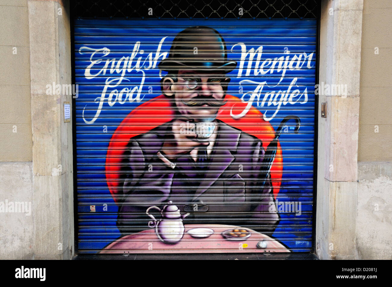 Barcelona, Katalonien, Spanien. Bemalte Shop Rollläden reflektieren das Geschäft. Englisches Essen Stockfoto