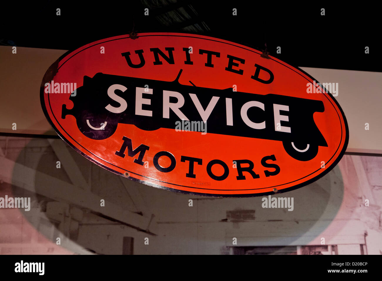 Antikes Auto Service Center Blechschild Stockfoto