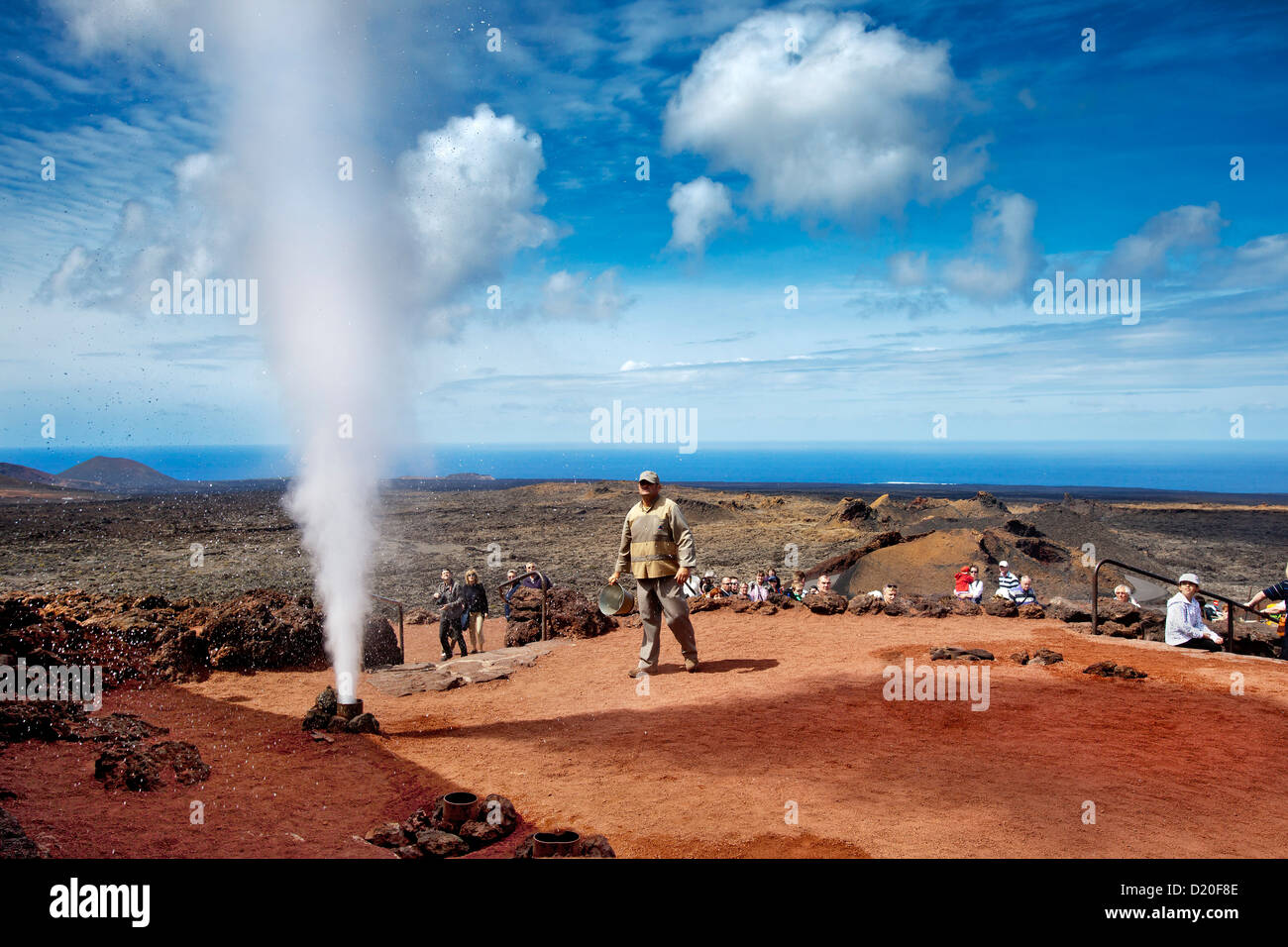 Wasser-Explosion, Nationalpark Timanfaya, Lanzarote, Kanarische Inseln, Spanien, Europa Stockfoto