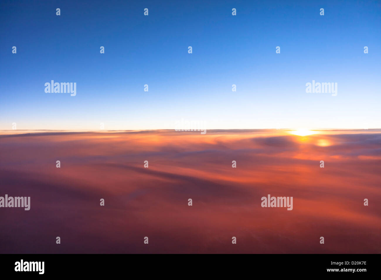 Luftaufnahme der Wolken bei Sonnenuntergang, Kalifornien, USA, Amerika Stockfoto