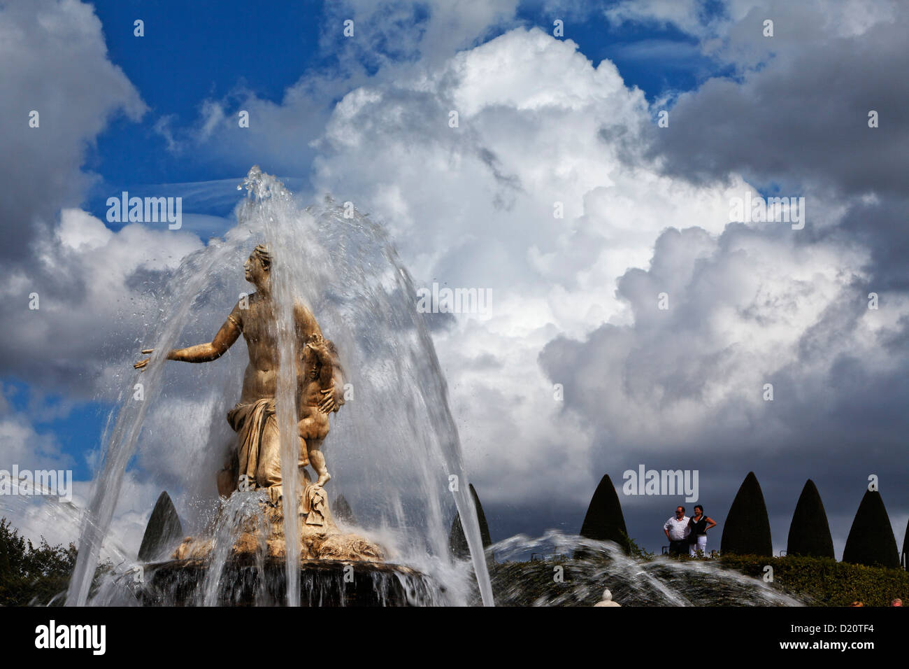 Latona-Brunnen in den Gärten von Versailles, Ile-de-France, Frankreich Stockfoto