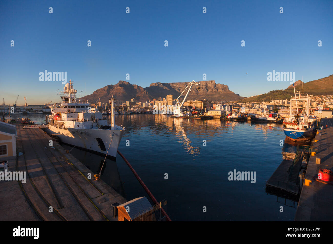 Kommerziellen Docks im Victoria and Alfred Waterfront, Cape Town Stockfoto