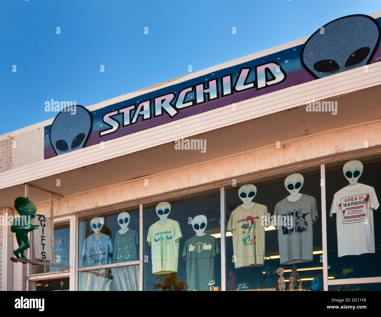Space alien Thema Geschenkeladen in Roswell, New Mexico, USA Stockfoto