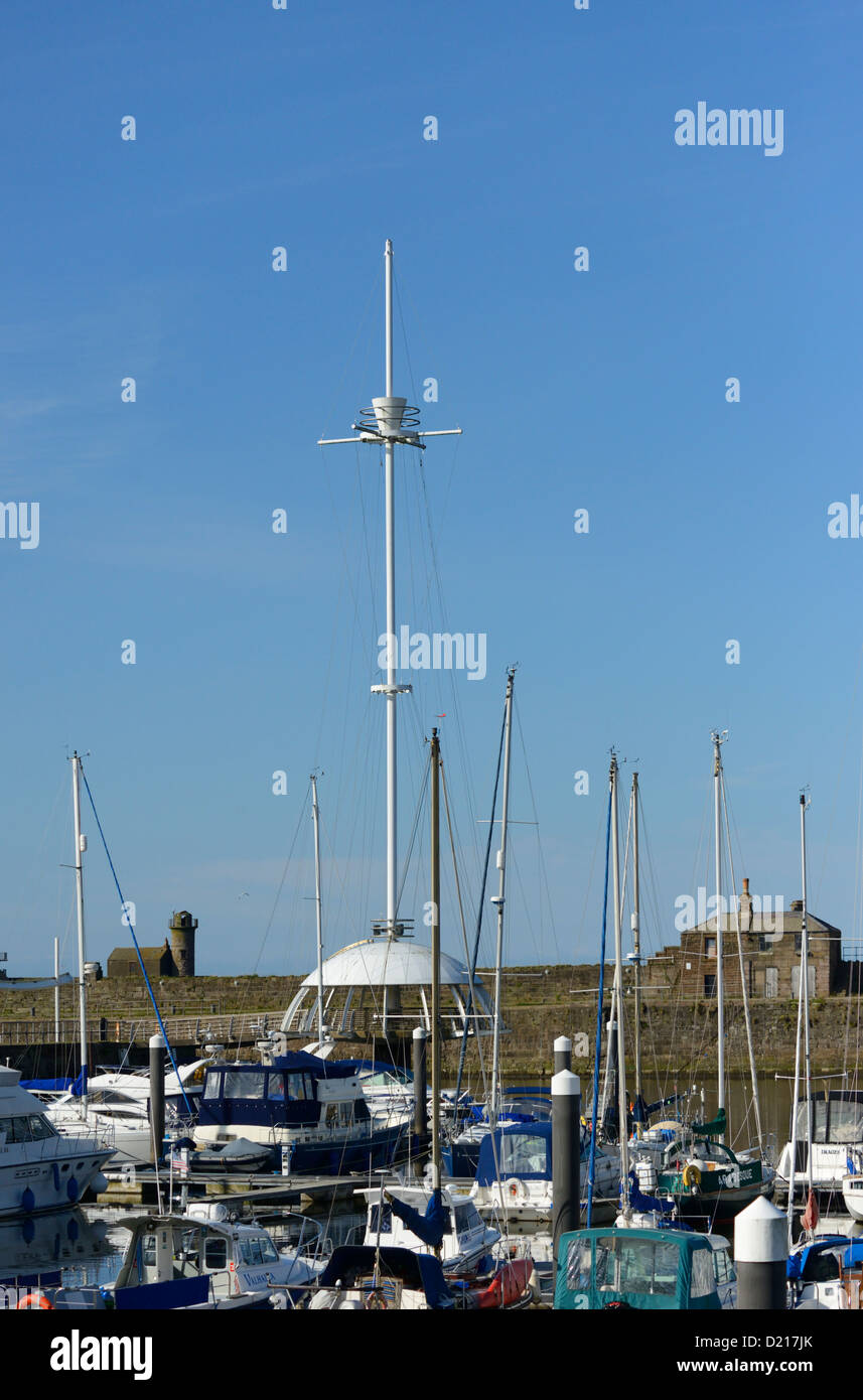 Die Marina und "Krähennest", Whitehaven, Cumbria, England, Vereinigtes Königreich, Europa. Stockfoto