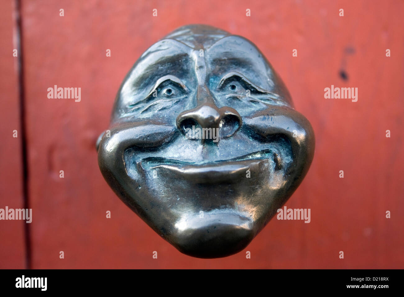 Messing Tür Nob in der Form ein Smiley-Gesicht eines Gentleman Stockfoto
