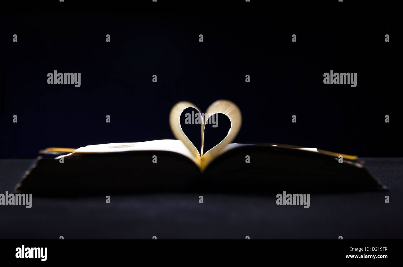 Die Bibel, das Buch der Liebe. Stockfoto