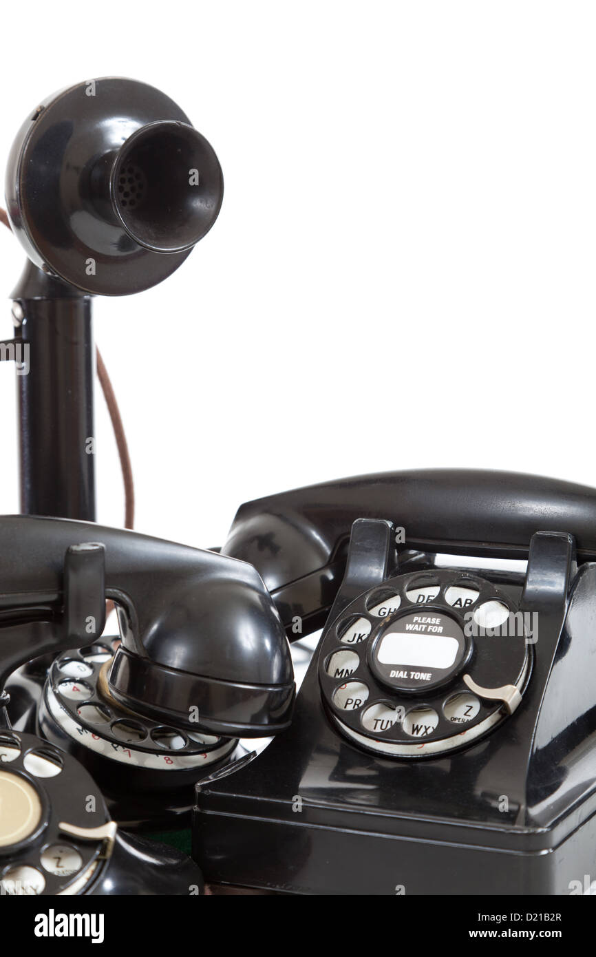 Eine Gruppe von Vintage Telefone auf weißem Hintergrund Stockfoto