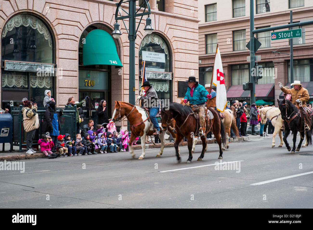 Denver startet die 107. jährlichen nationalen westlichen Lager-Show am 10. Januar 2013 mit einer Parade, die von der Union Station in der Wells Fargo aufbauend auf 17. Straße reist.  Die nationalen Western Stock Show gilt als der Super Bowl Lager Live-Shows. Stockfoto