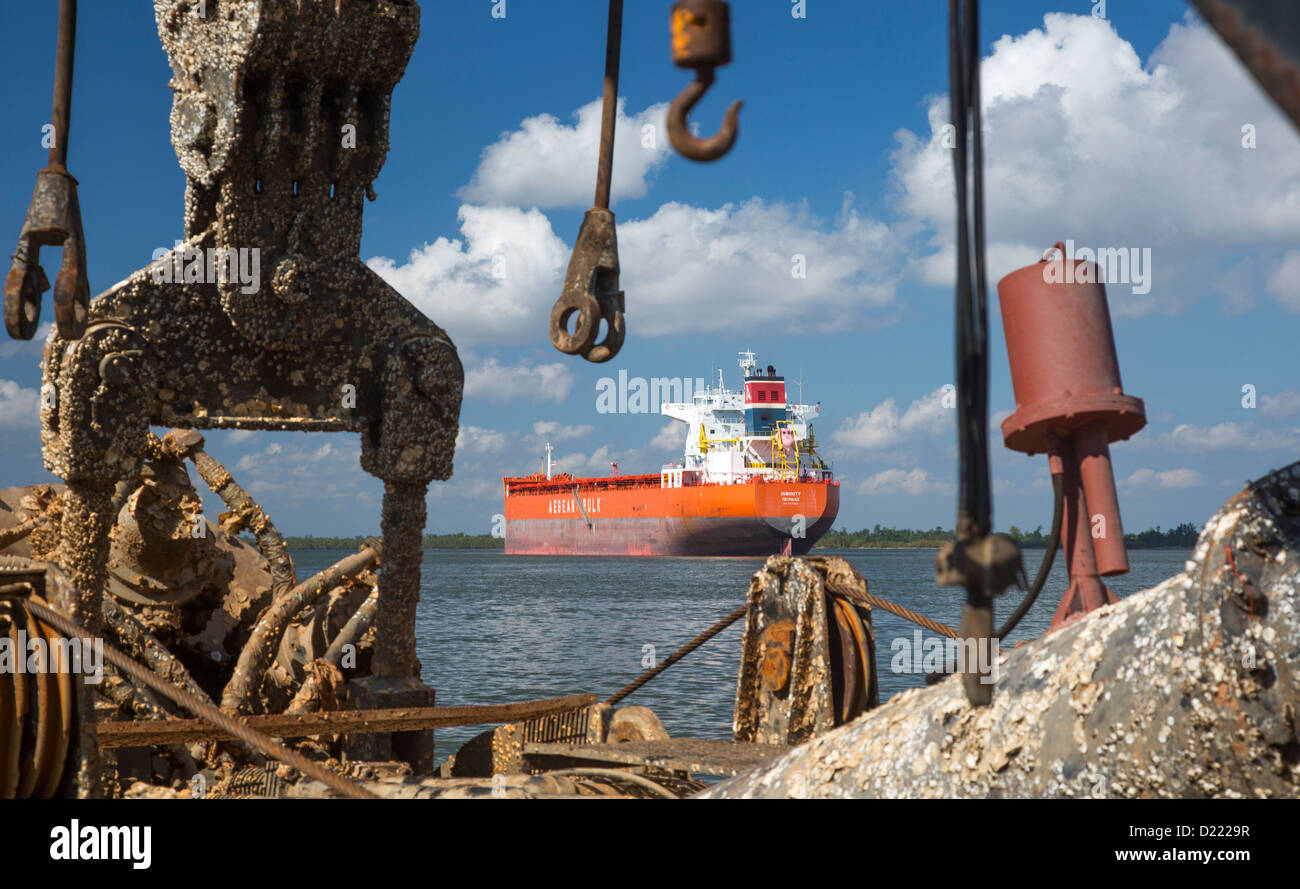Pointe a La Hache, Louisiana - Versand auf dem Mississippi unter New Orleans. Stockfoto