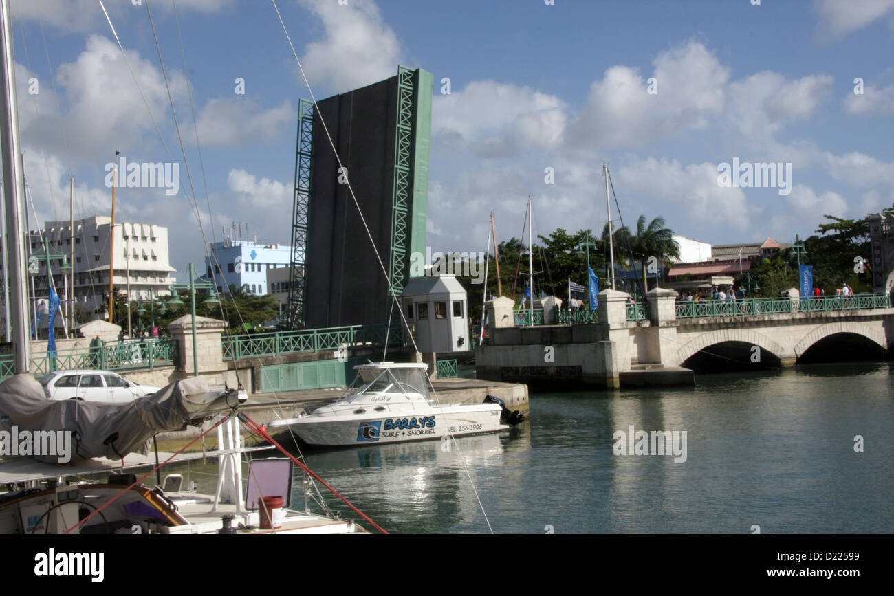 Chamberlain Brücke, Bridgetown, Barbados. Öffnen Sie haben angehoben worden. Stockfoto
