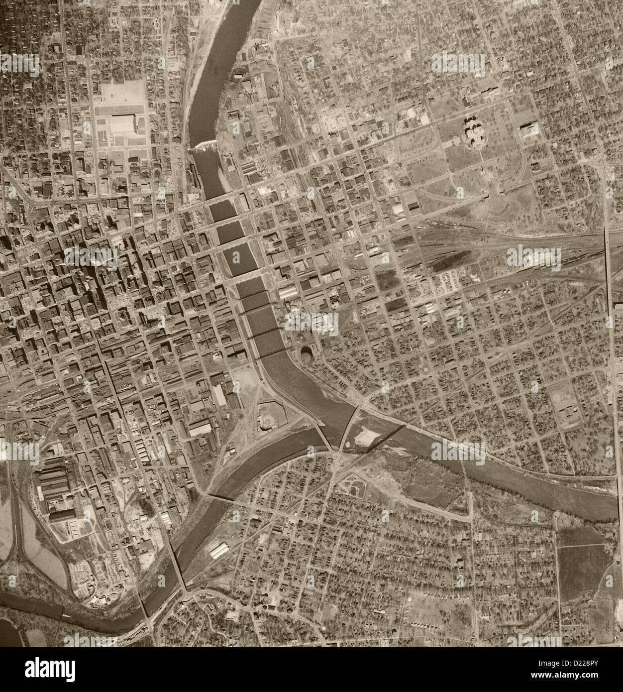 historische Luftaufnahme Des Moines, Iowa 1956 Stockfoto