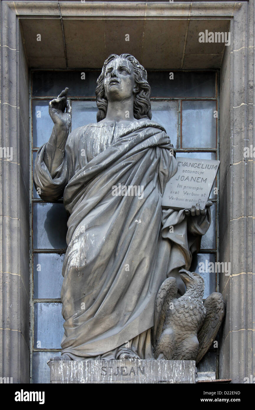 Der Heilige Johannes der Evangelist Kirche La Madeleine in Paris Stockfoto