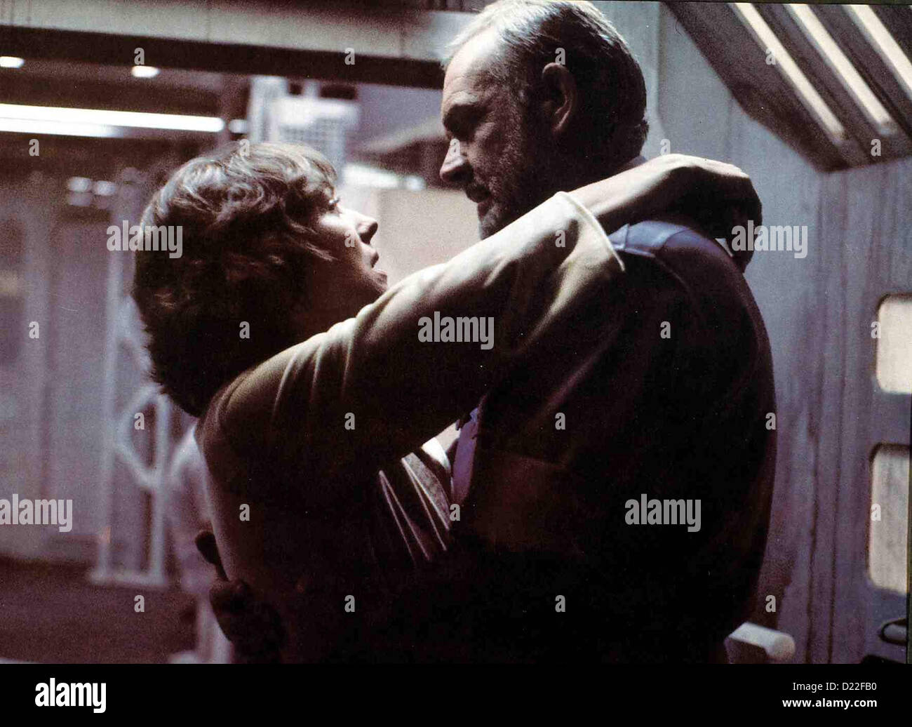 Outland - Planet Der Verdammten Scherbenwelt Kika Markham, Sean Connery (Kika Markham) Sorgt Sich Carol Umm O'Neil (Sean Connery). Stockfoto