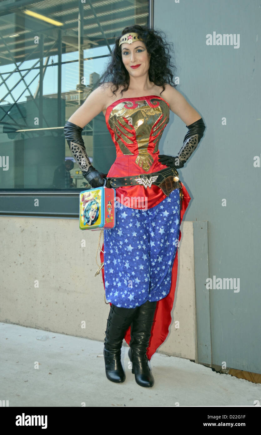 ComicCon NYC 2012 Aleta Pardalis gekleidet als Wonder Woman Stockfoto