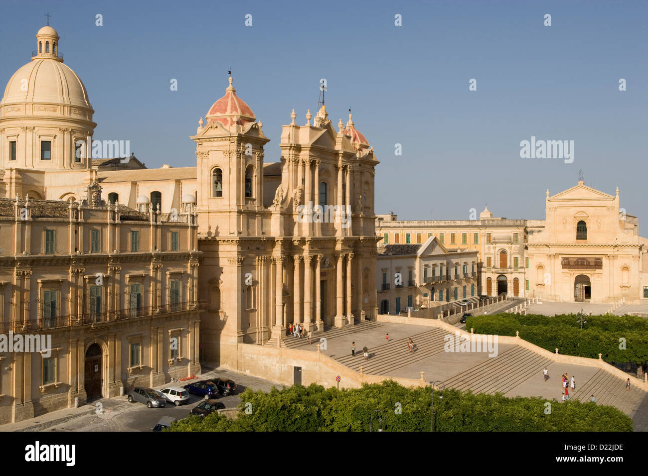 Noto: Piazza Municipio - Dom Stockfoto