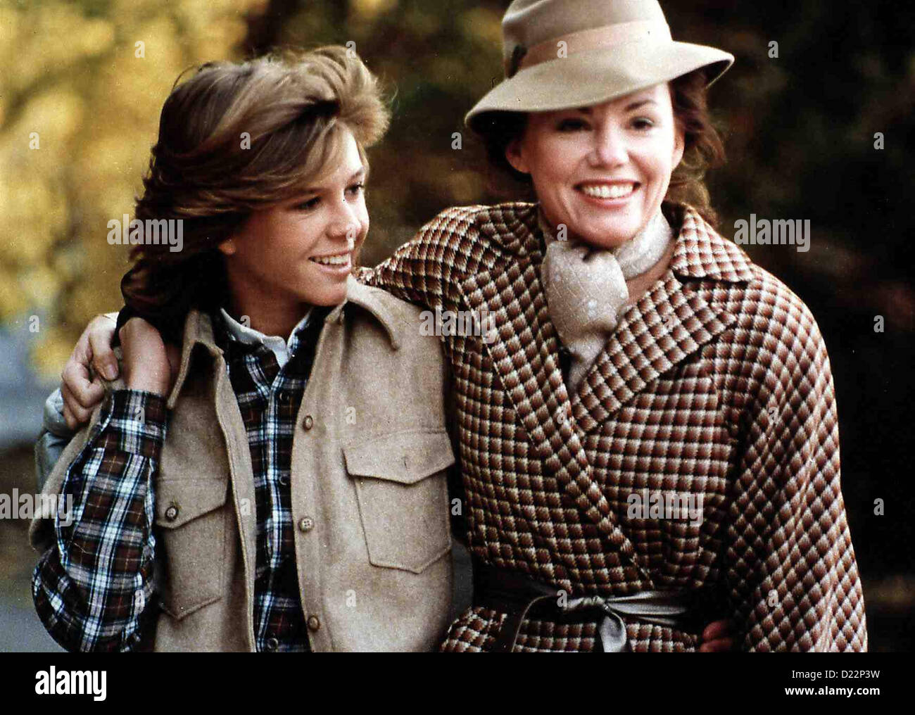 Mr.Hines Und Tochter Only When I Kristy McNichols, Marsha Mason Laugh *** lokalen Caption *** 1981-- Stockfoto