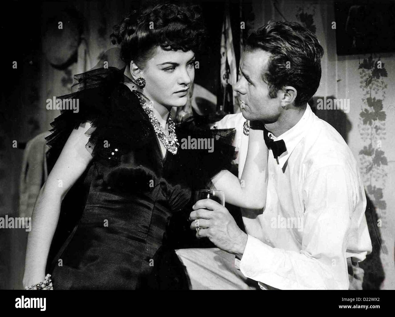 Zeuge Gesucht Phantom Lady Ella Raines, Alan Curtis Ein Unschuldiger Architekt Wird anheizt Mordes Seiner Frau Zum Tode Stockfoto