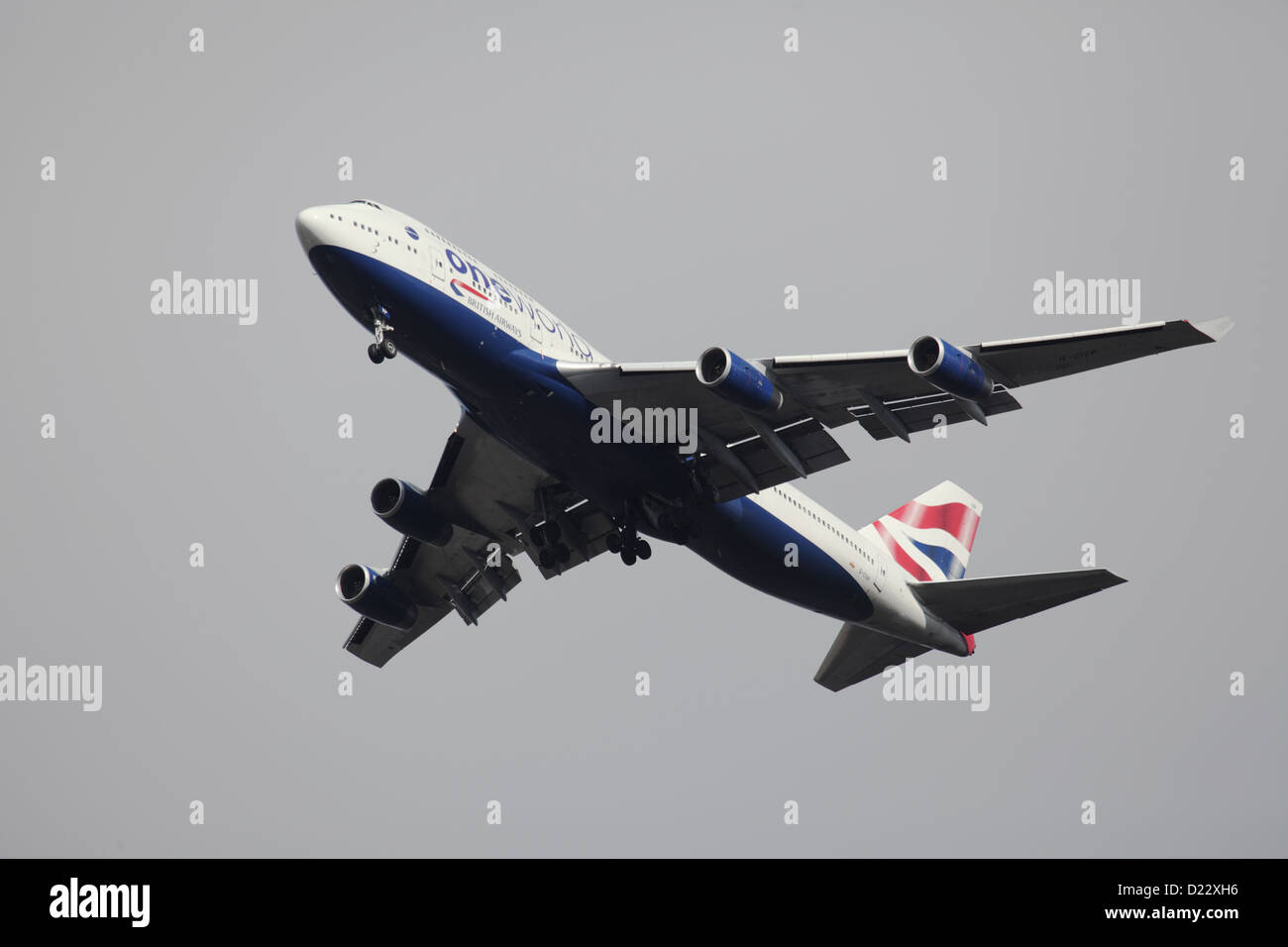 British Airways eine Welt Boeing 747 Landung am Flughafen Heathrow Stockfoto