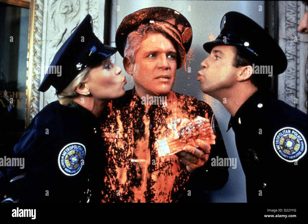 Police Academy 6 - Widerstand Zwecklos Police Academy 6 Callahan (Leslie Easterbrook), Harris (G.W.Bailey) Und Proctor (Lance Stockfoto