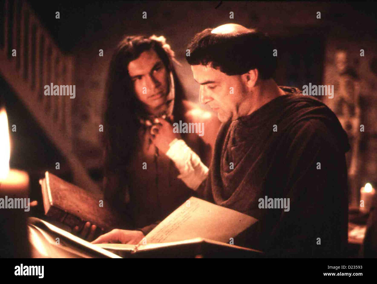 Squanto - Der große Krieger Squanto: Warrior es Tale Adam Beach, Mandy Patinkin Squanto (Adam Beach) Gelingt es, Zu Fliehen. Stockfoto