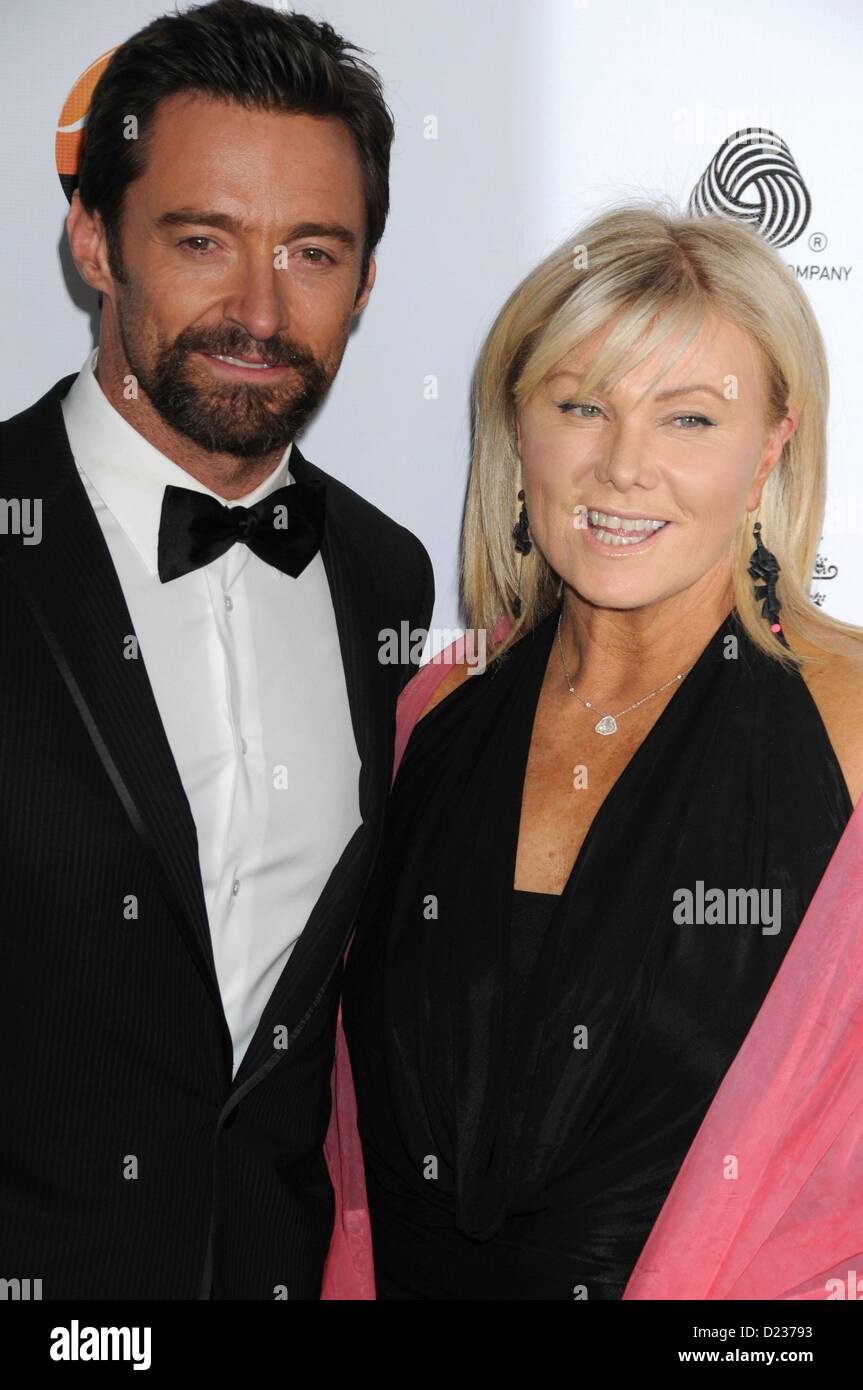 12. Januar 2013 - Los Angeles, Kalifornien, USA - 12. Januar 2013 - Los Angeles, Kalifornien, USA - Schauspieler HUGH JACKMAN, Frau DEBORRA-LEE FURNESS im 2013 G'Day USA Los Angeles Black tie Gala zu Ehren Paul Hogan, statt Rose Bryne, John Travolta im JW Marriot bei LA Live, Los Angeles. (Kredit-Bild: © Paul Fenton/ZUMAPRESS.com) Stockfoto