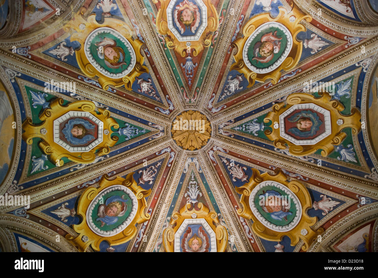 Piemont: Sacro Monte di Francesco - Decke Detail in Kapelle X Stockfoto