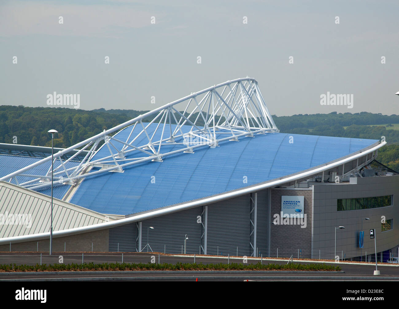 Außenseite des American Express Community Stadium (Brighton und Hove Albion Football Club, Amex Falmer Fußballstadion) Stockfoto