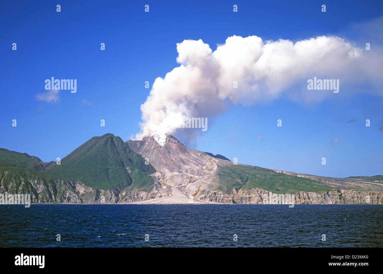 Naturkatastrophen Rauchwolken über dem Soufriere Hills Vulkan in 1997 Montserrat Insel Lesser Antillen Leeward Islands West Indies Karibik Stockfoto