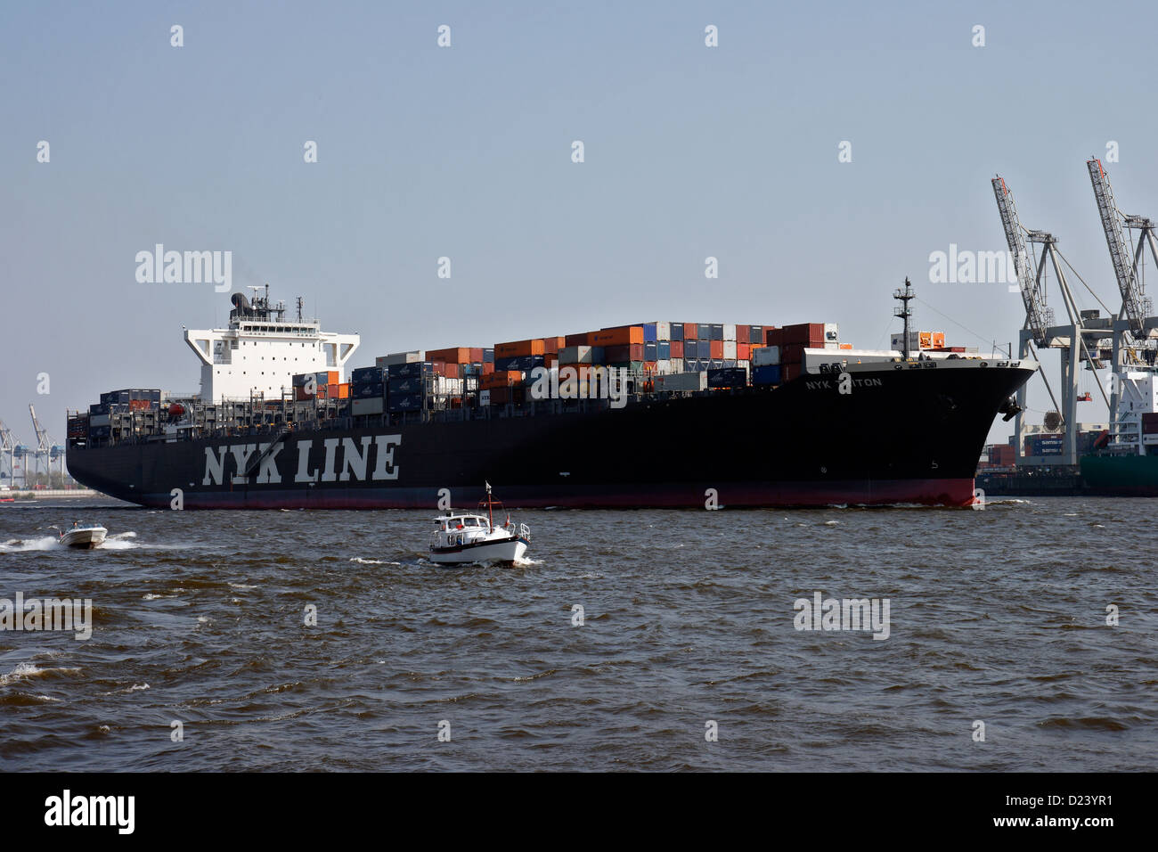 Hamburg, Deutschland, Containerschiff NYK TRITON von NYK LINE Stockfoto