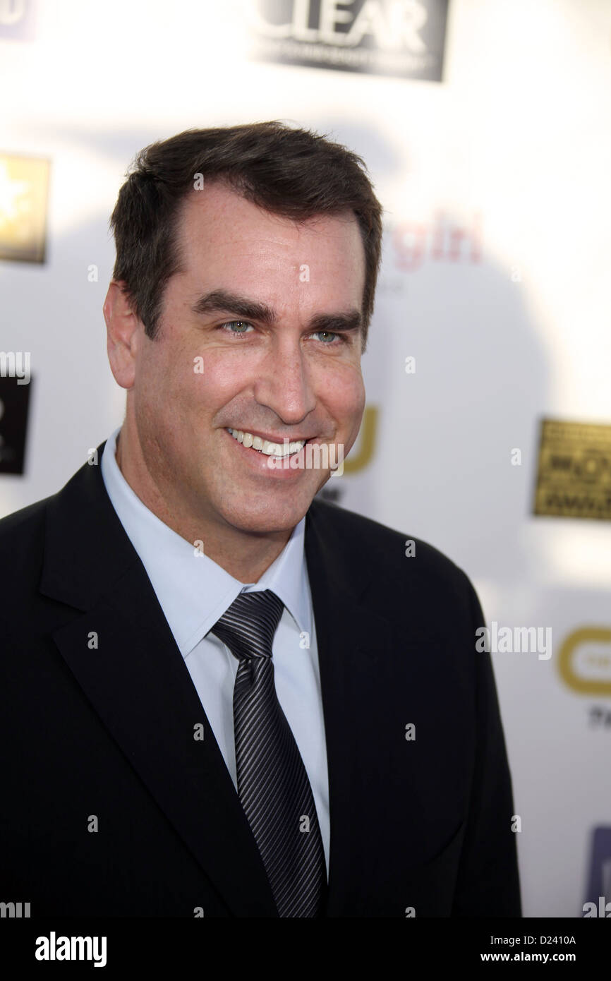Rob Riggle Bee Schauspieler Rob Riggle kommt bei der 18. Annual Critics' Choice Awards ...