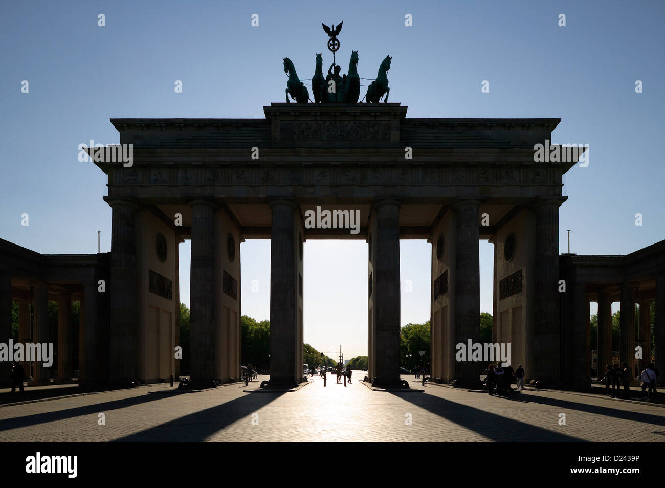 Berlin, Deutschland, das Brandenburger Tor im Gegenlicht Stockfoto