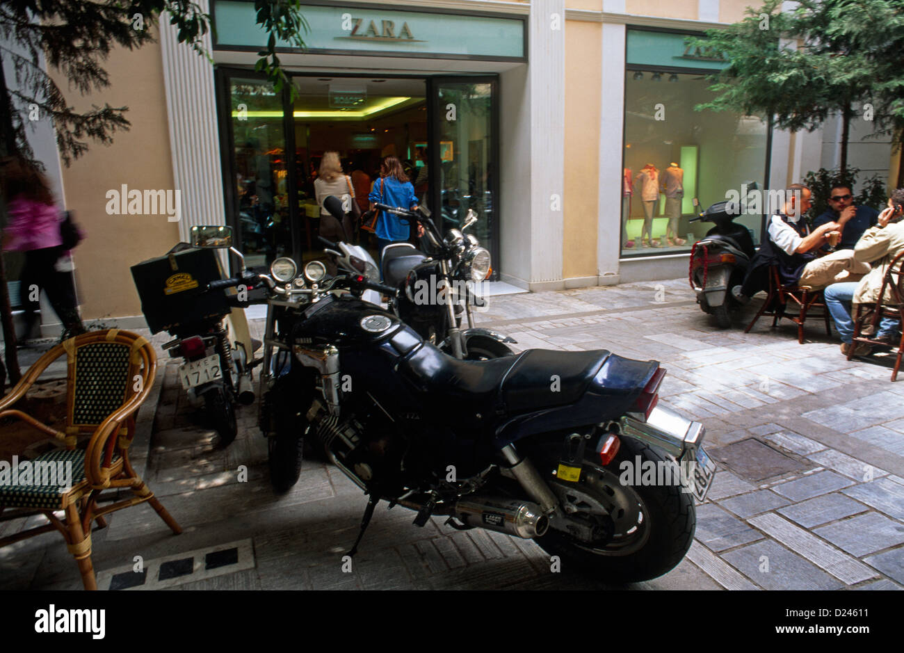 Zara athen griechenland Fotos und Bildmaterial in hoher Auflösung Alamy