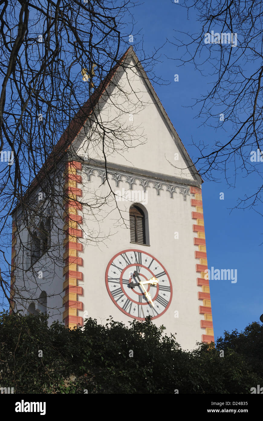 Die Basilika auf dem ehemaligen Benediktinerkloster St. Mang, Füssen, Bayern, Deutschland. Stockfoto