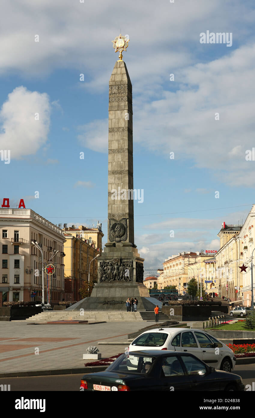 Minsk, Belarus, Siegesplatz mit einem 38 Meter obelisk Stockfoto