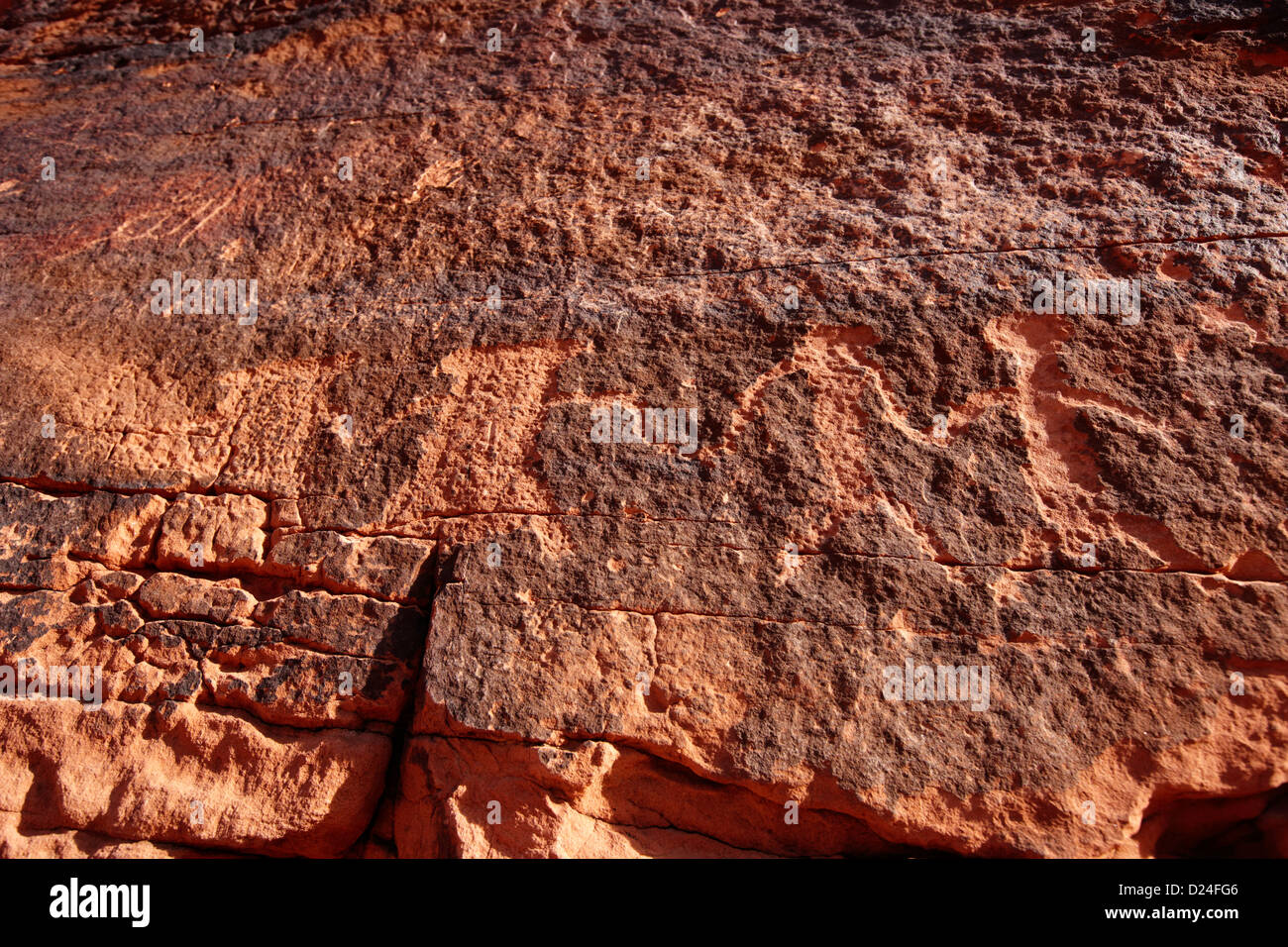 Petroglyphen auf großen Felsen auf Mäuse Tank Trail Tal des Feuers Staatspark Nevada, usa Stockfoto