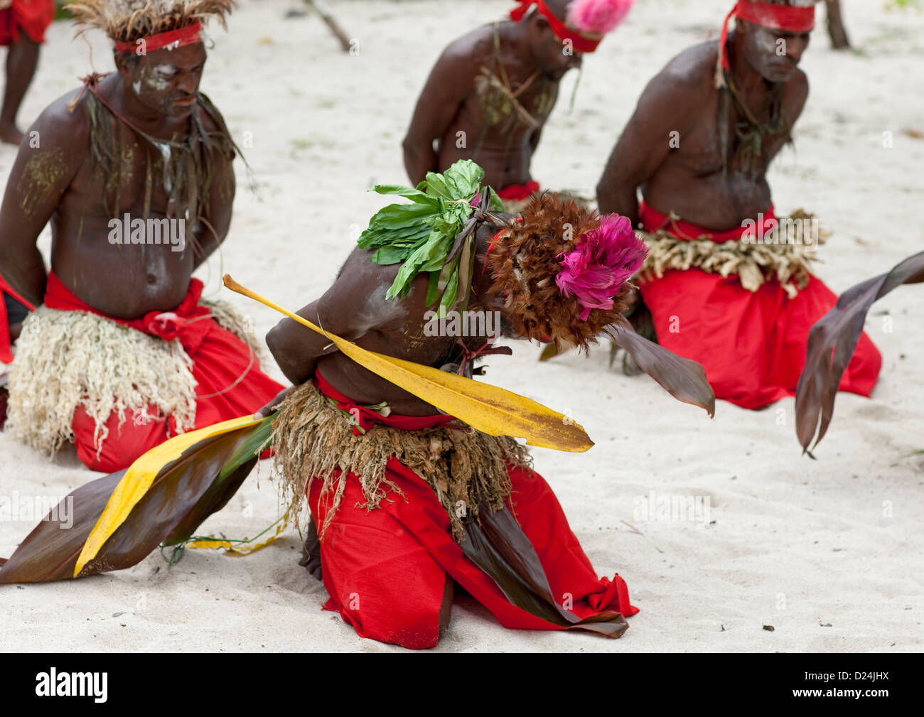 Männer aus Paplieng Stamm Tanz, neue Irland Insel Kavieng, Papua Neu Guinea Stockfoto