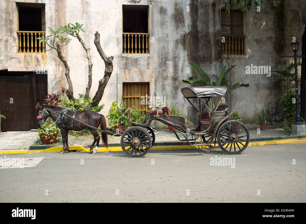 Pferd und Wagen Fort Santiago Manila Stockfoto