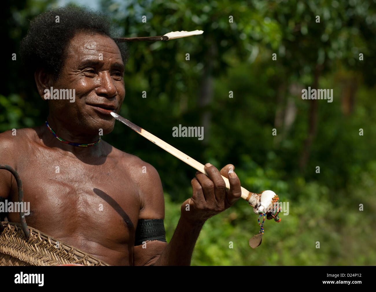 Traditionellen Häuptling, Trobriand Insel, Papua New Guinea Stockfoto