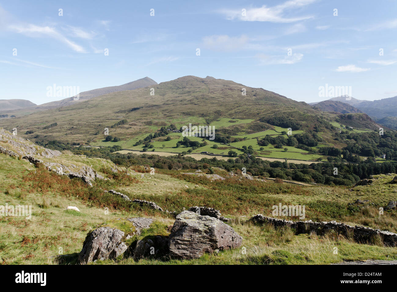 Blick in Richtung Snowdon und Yr Aran von Moel Hebog, Snowdonia Stockfoto