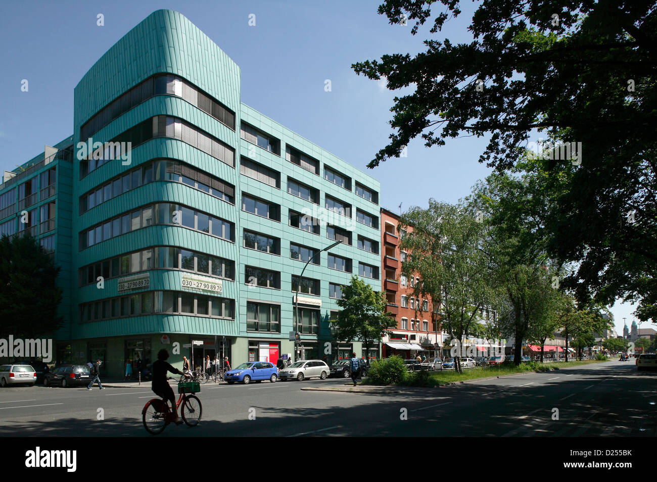 Berlin, Deutschland, im neuen Gebäude Geschaeftsgebaeude Turmstrasse Stockfoto