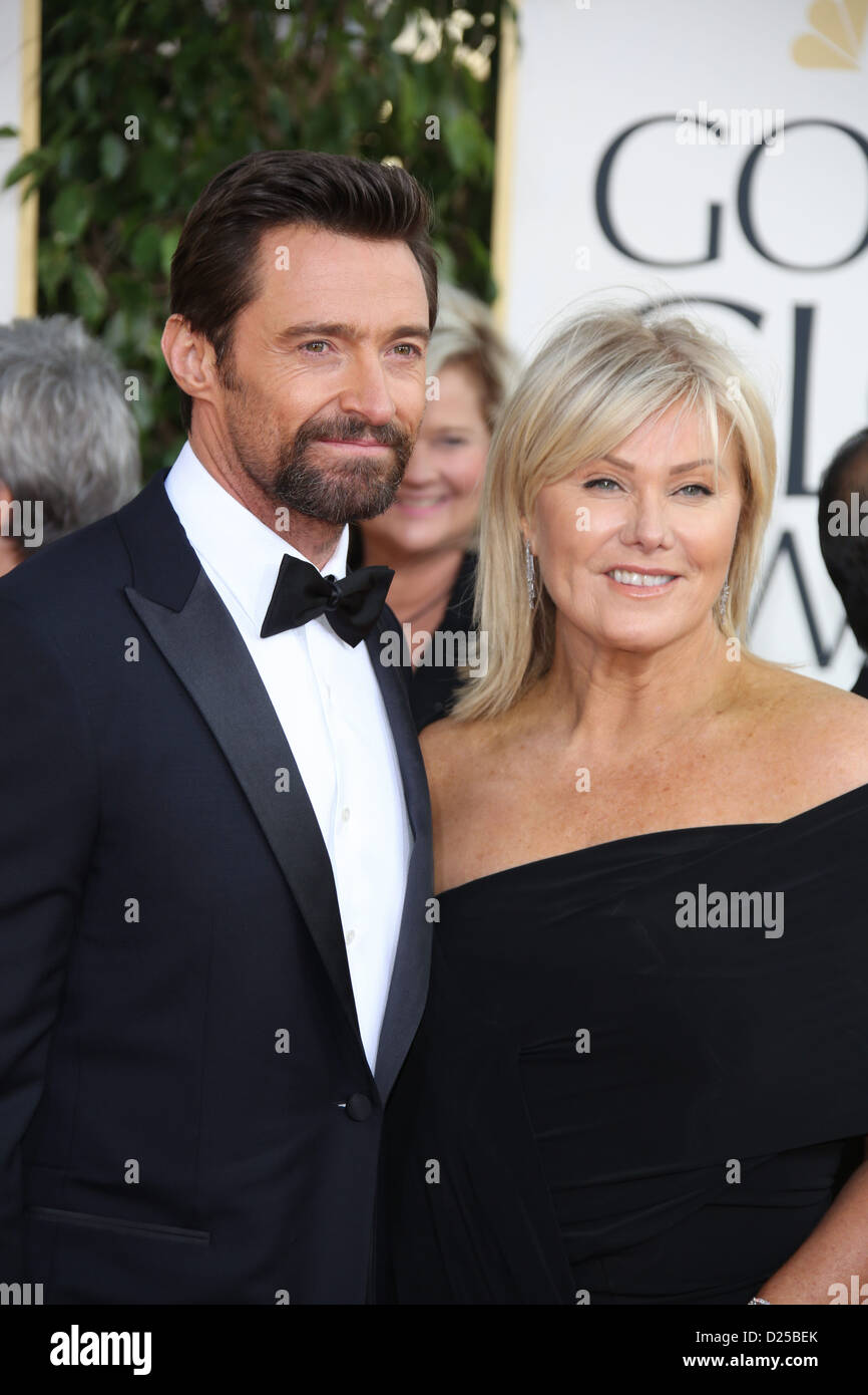 Schauspieler Hugh Jackman und Deborra-Lee Furness erreichen die 70. Annual Golden Globe Awards von der Hollywood Foreign Press Association, HFPA, im Hotel Beverly Hilton in Beverly Hills, USA, am 13. Januar 2013 vorgestellt. Foto: Hubert Boesl Stockfoto