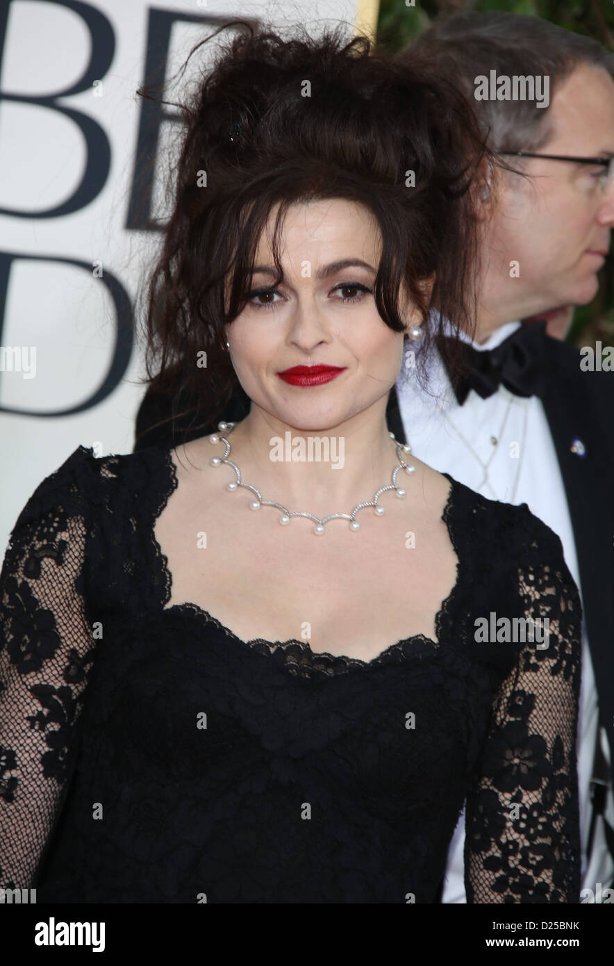 Britische Schauspielerin Helena Bonham Carter kommt an die 70. Annual Golden Globe Awards von der Hollywood Foreign Press Association, HFPA, im Hotel Beverly Hilton in Beverly Hills, USA, am 13. Januar 2013 vorgestellt. Foto: Hubert Boesl Stockfoto