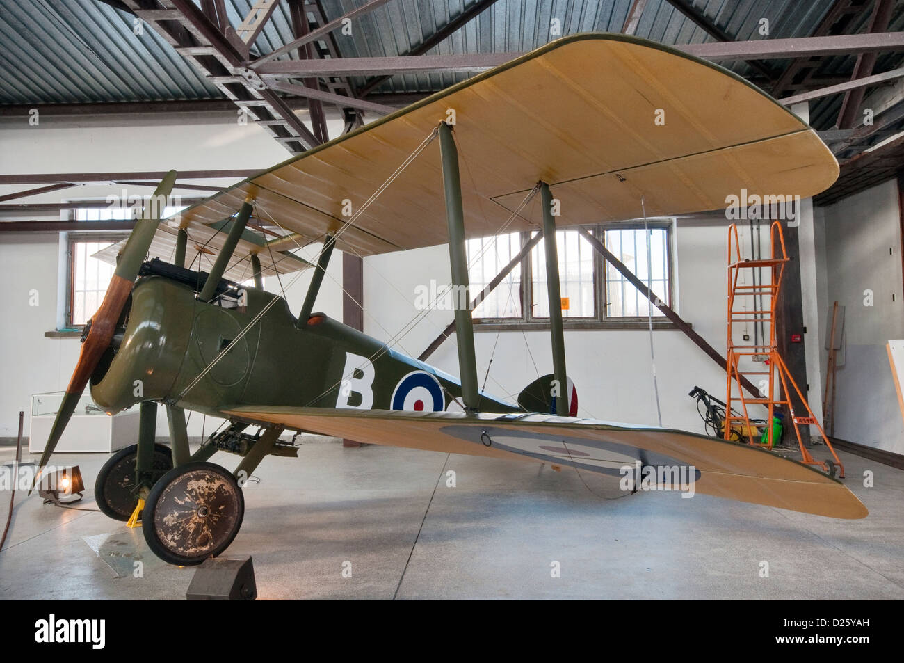 Sopwith f. 1 Camel, britische Kämpfer Doppeldecker, serviert im polnisch-sowjetischen Krieg, polnische Luftfahrtmuseum in Krakau, Polen Stockfoto