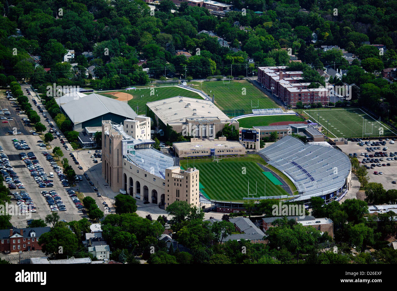 Luftaufnahme Sportanlagen, Ryan Field, Northwestern University, Evanston, Illinois Stockfoto