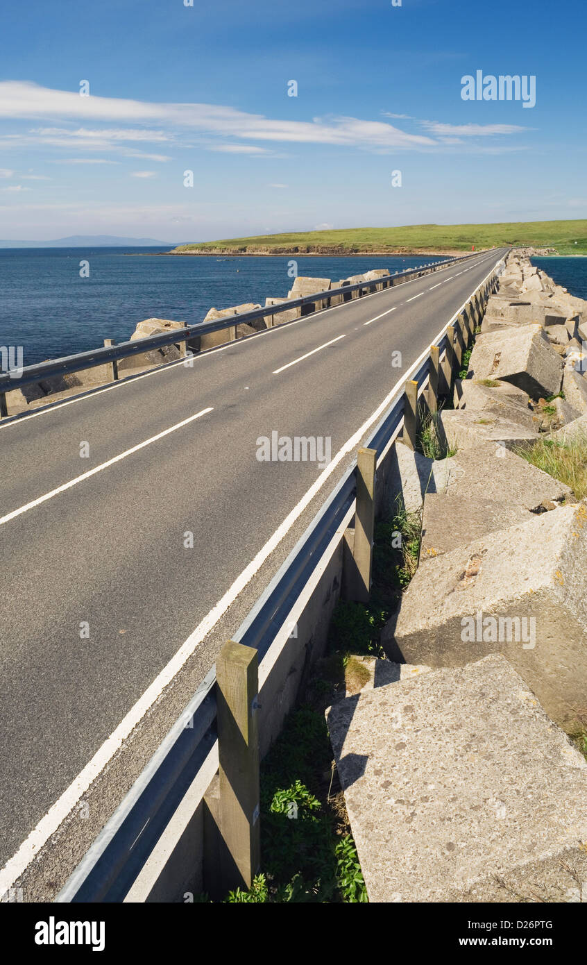 Churchill Barrier Nr. 3 Verknüpfung Blick Holm und Burray, Orkney Inseln, Schottland. Stockfoto